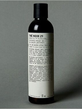 Le Labo THÉ NOIR 29 - perfuming shower gel